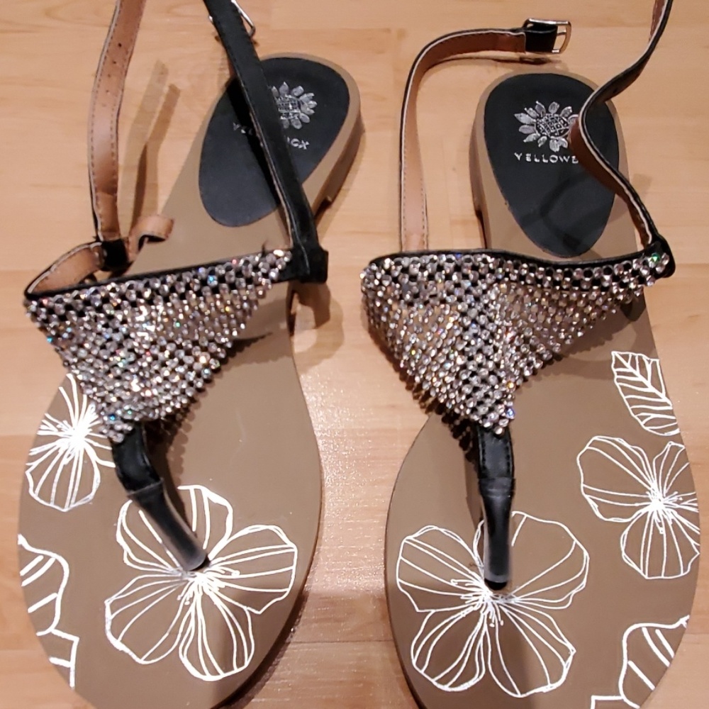 Sandals - Picture 2 of 2
